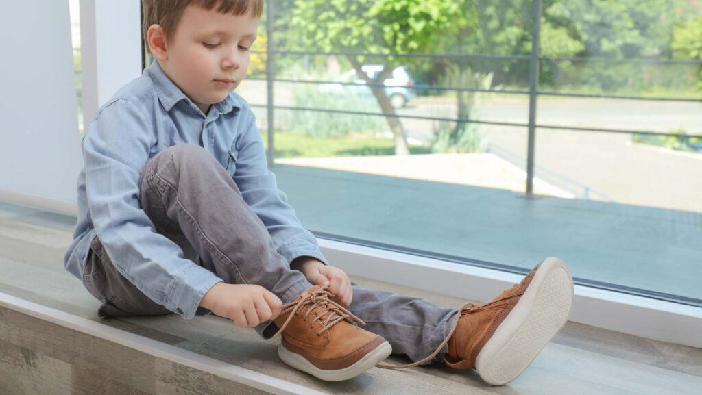Should You Tie Your Shoes Tight or Loose